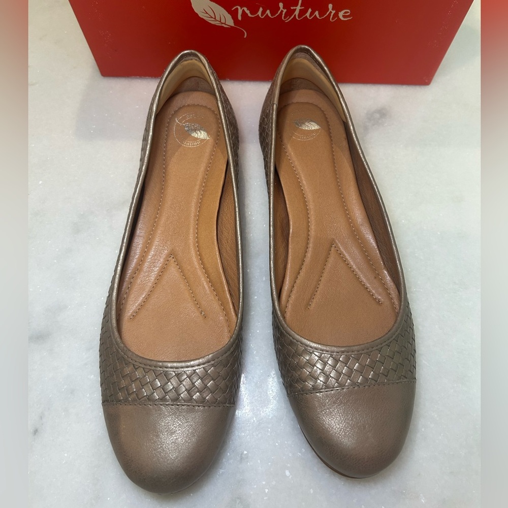 Nurture by Dillard’s Metallic Brown Flats 11